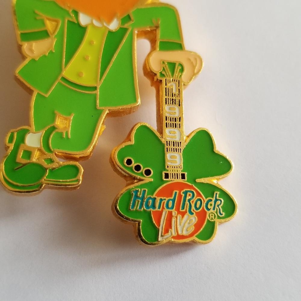 Vintage Hard Rock Cafe pin 1999 St Patrick's Day LE 1000 Leprechaun - Picture 4 of 9